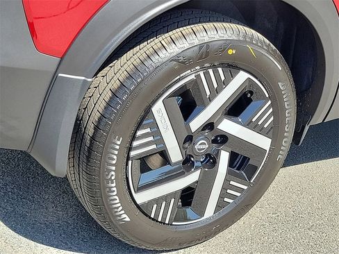 New 2026 Nissan Kicks SV image 3