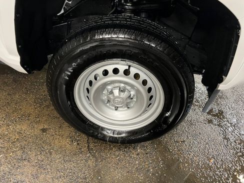 Used 2025 Toyota Tacoma SR image 29