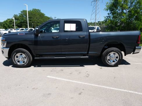 Used 2026 RAM 2500 Tradesman AWD/4WD image 10