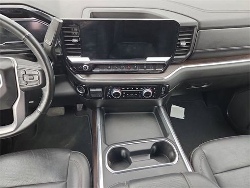 Used 2024 GMC Sierra 2500 SLT w/ SLT Premium Package image 11