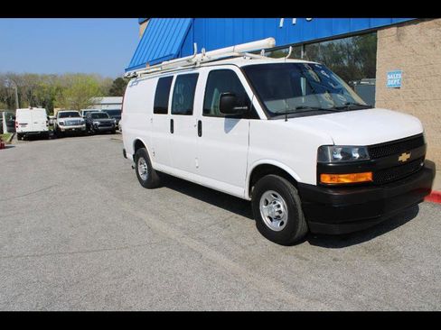 Used 2019 Chevrolet Express 2500 w/ Driver Convenience Package RWD image 1
