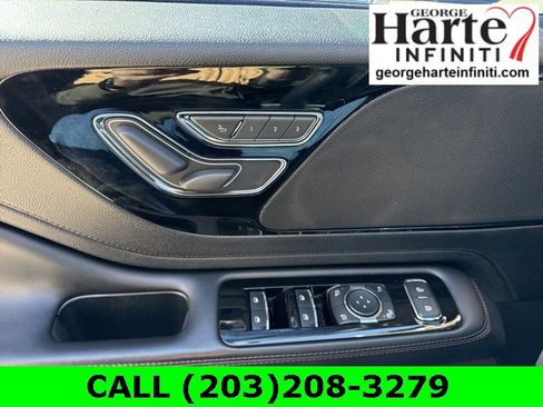 Used 2022 Lincoln Aviator AWD w/ Premium Package image 25