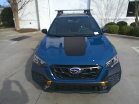 Used 2024 Subaru Outback Wilderness image 3