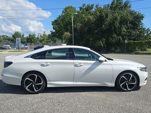 Used 2019 Honda Accord Sport image 5