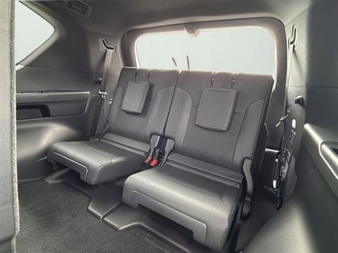 New 2025 Lexus LX 600 4WD w/ Luxury Package image 14