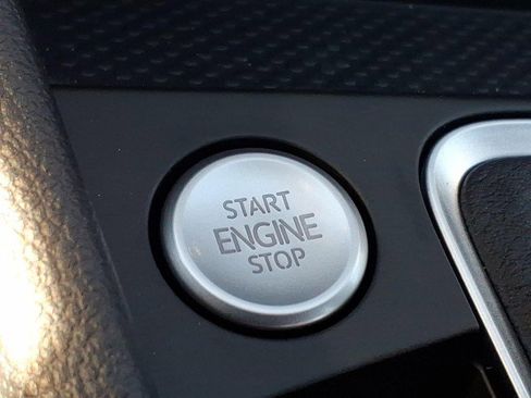 New 2026 Volkswagen Jetta SE image 13