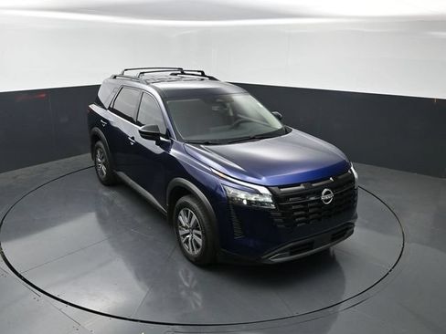 Used 2026 Nissan Pathfinder SL FWD image 19