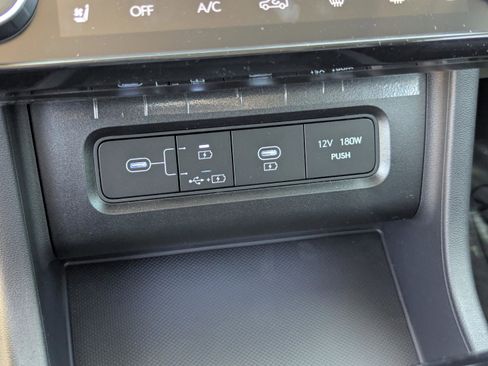 New 2026 Hyundai Tucson Limited AWD/4WD image 25