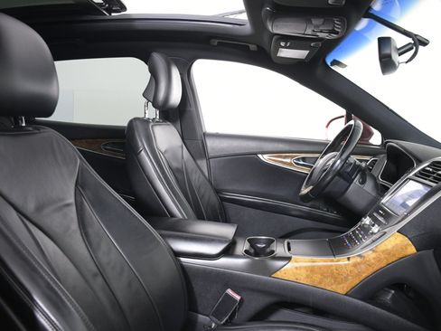 Used 2016 Lincoln MKX Reserve image 26