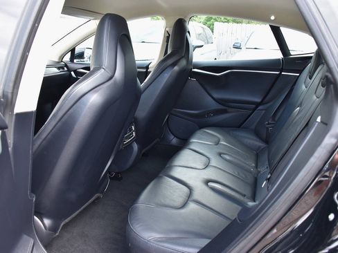 Used 2013 Tesla Model S RWD image 13