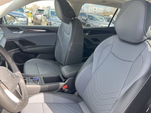 New 2026 Volkswagen Tiguan SE image 7