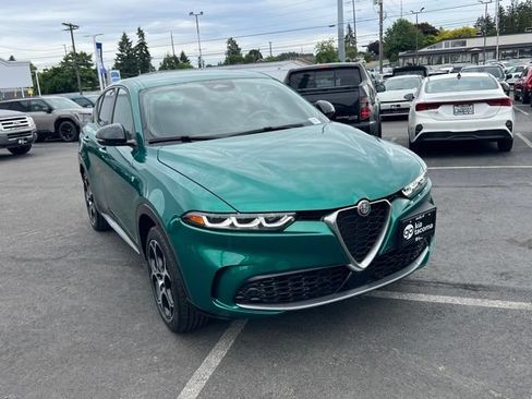 Used 2024 Alfa Romeo Tonale Ti AWD/4WD image 7