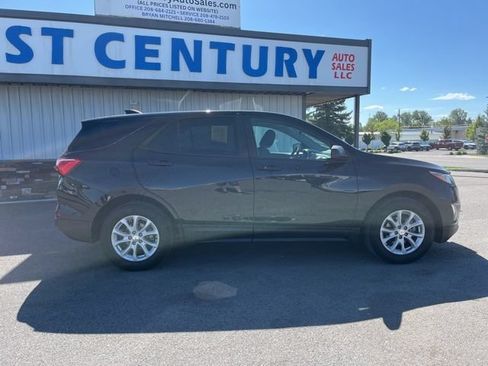 Used 2020 Chevrolet Equinox LS w/ LS Convenience Package FWD image 18