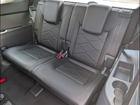 Used 2026 Volkswagen Atlas SE AWD/4WD image 8