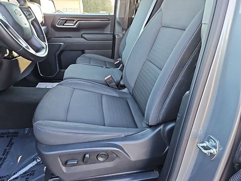 Used 2025 Chevrolet Silverado 1500 LT image 21