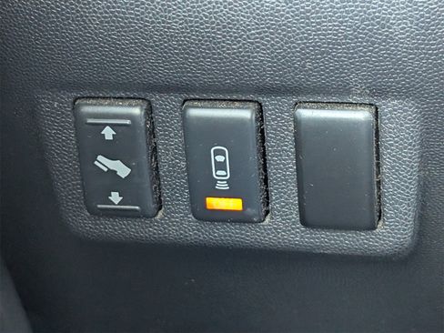 Used 2008 Nissan Titan SE image 18