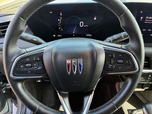 Used 2025 Buick Encore GX Preferred image 27