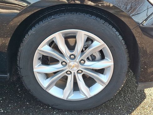 Used 2024 Chevrolet Malibu LT image 9