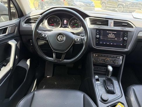 Used 2019 Volkswagen Tiguan SEL AWD/4WD image 23