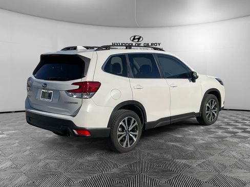 Used 2022 Subaru Forester Limited image 5