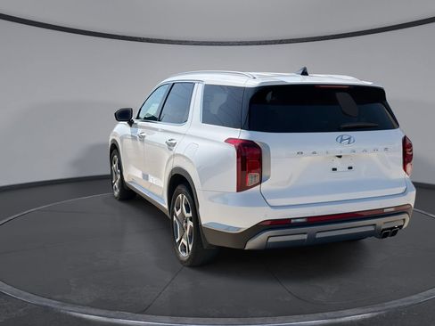 Used 2023 Hyundai Palisade SEL FWD image 10