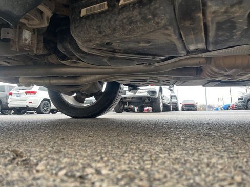 Used 2014 Jeep Grand Cherokee Limited image 20