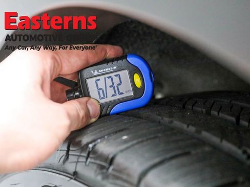 Used 2023 Mitsubishi Outlander SEL image 25