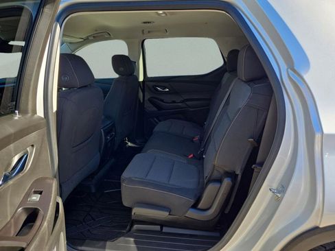 Used 2020 Chevrolet Traverse LS w/ LPO, Floor Liner Package image 31
