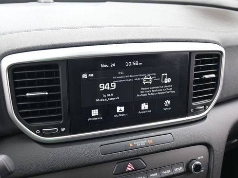 Used 2022 Kia Sportage LX image 20