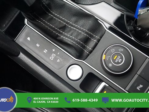 Used 2022 Volkswagen Atlas SE AWD/4WD image 26
