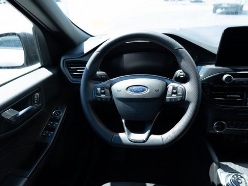 Used 2025 Ford Escape ST-Line AWD/4WD image 15