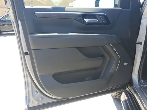 New 2026 Chevrolet Tahoe LT w/ Comfort Package AWD/4WD image 22