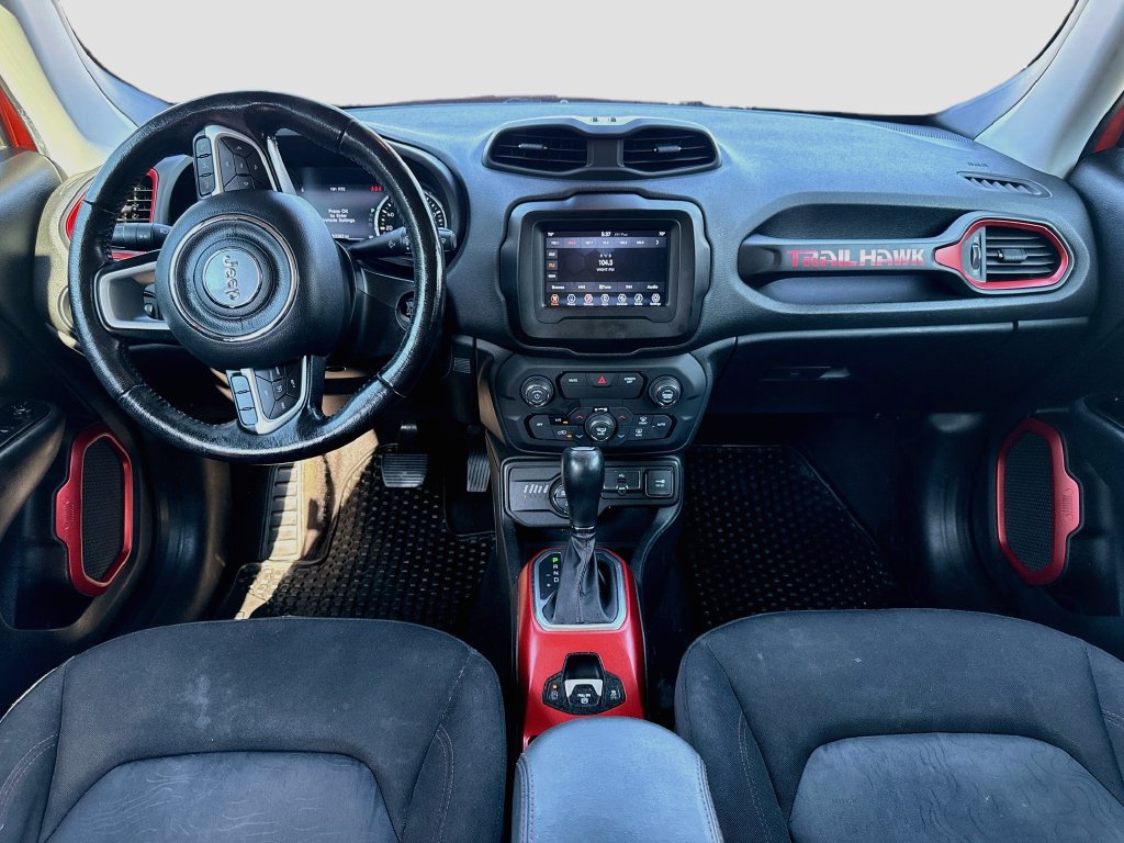 Used 2019 Jeep Renegade Trailhawk w/ Cold Weather Group II AWD/4WD image 22