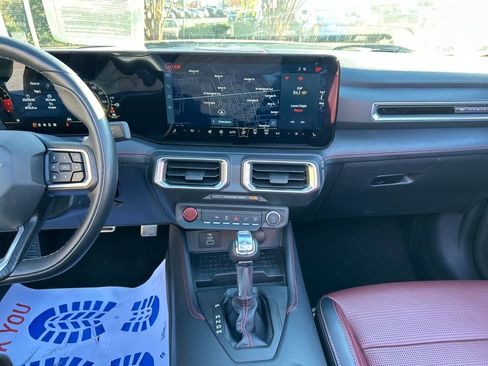 Used 2024 Ford Mustang GT Premium image 19