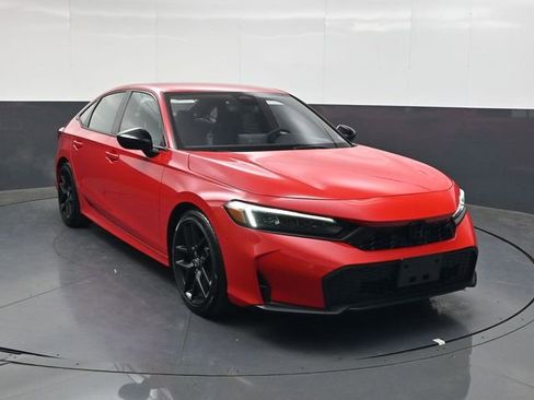 Used 2025 Honda Civic Sport image 2