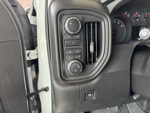 Used 2025 GMC Sierra 2500 Pro w/ Convenience Package AWD/4WD image 17