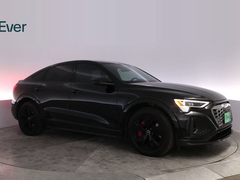 Used 2024 Audi Q8 e-tron Premium Plus w/ Premium Plus Package AWD/4WD image 14