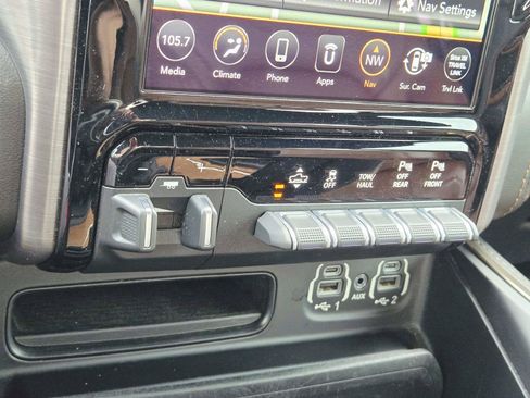 Used 2020 RAM 1500 Limited AWD/4WD image 38