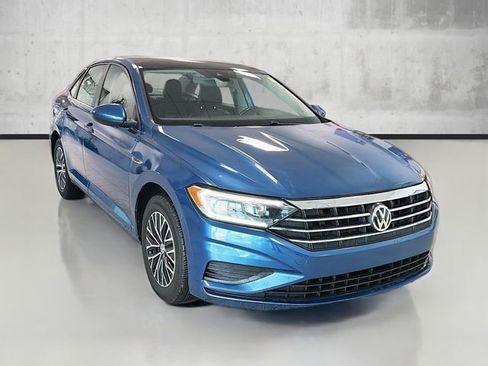 Used 2019 Volkswagen Jetta SEL image 3
