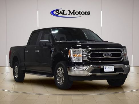 Used 2023 Ford F150 XLT w/ XTR Package AWD/4WD image 2