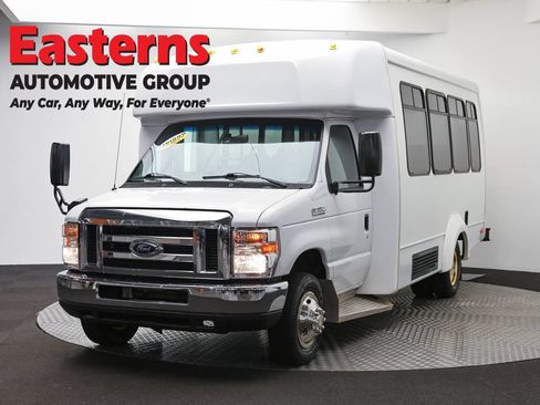 Used 2018 Ford E-350 and Econoline 350 Super Duty w/ Shuttle Bus Prep Package RWD image 1