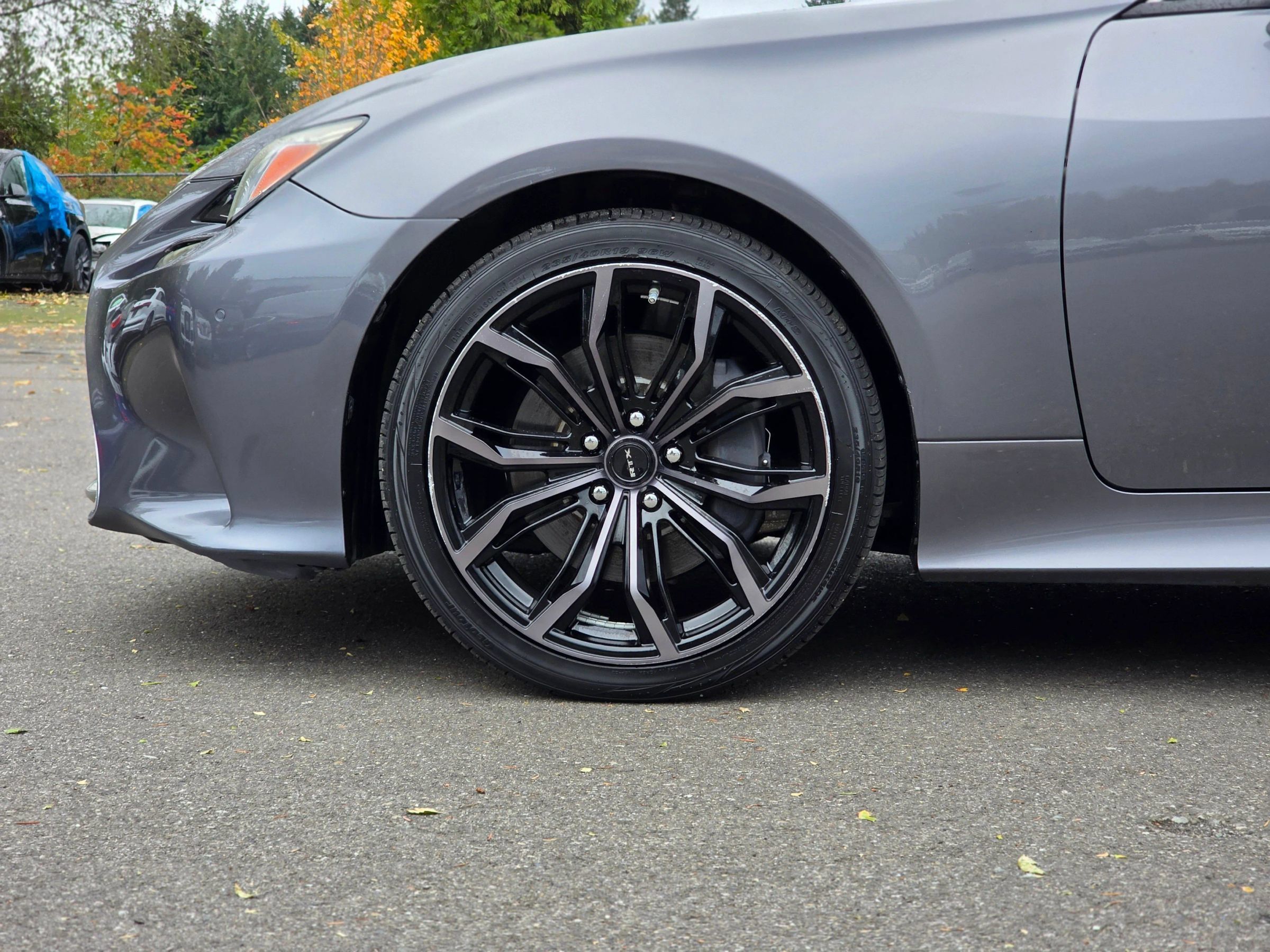 Used 2016 Lexus RC 200t RWD image 33