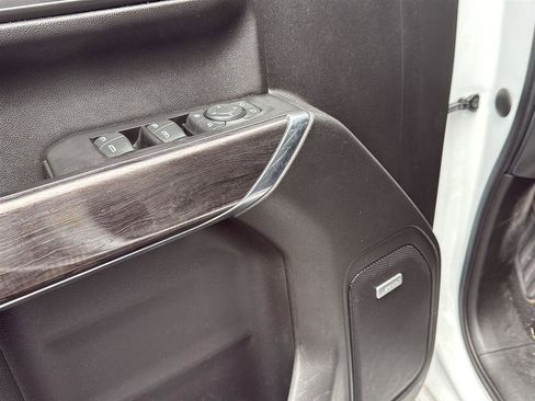 Used 2021 Chevrolet Silverado 1500 LTZ w/ LTZ Convenience Package II image 24