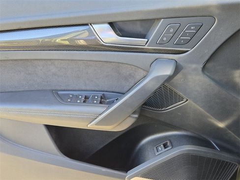 Used 2023 Audi SQ5 Premium Plus image 31