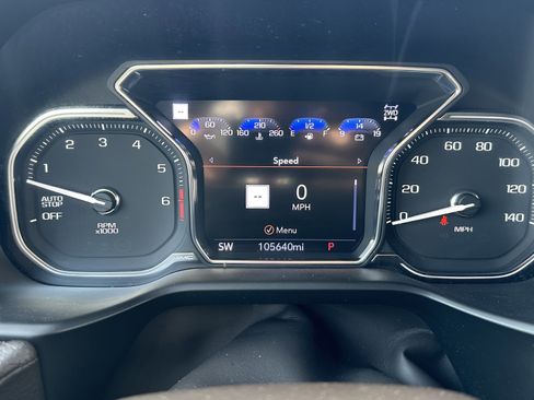 Used 2021 GMC Yukon Denali w/ Denali Premium Package image 23