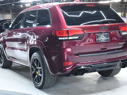 Used 2018 Jeep Grand Cherokee Trackhawk AWD/4WD image 9