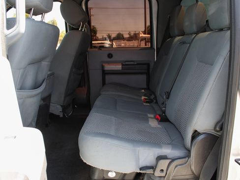 Used 2014 Ford F250 XLT w/ XLT Interior Package image 30