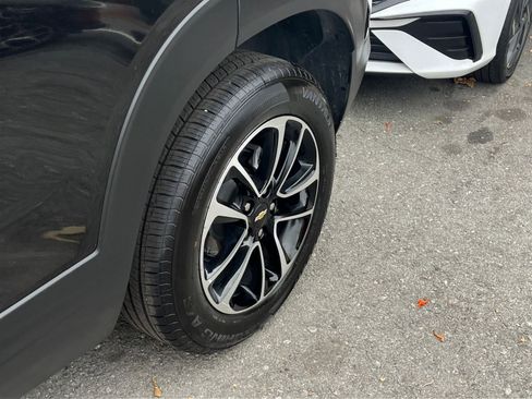 Used 2025 Chevrolet TrailBlazer LT FWD image 31
