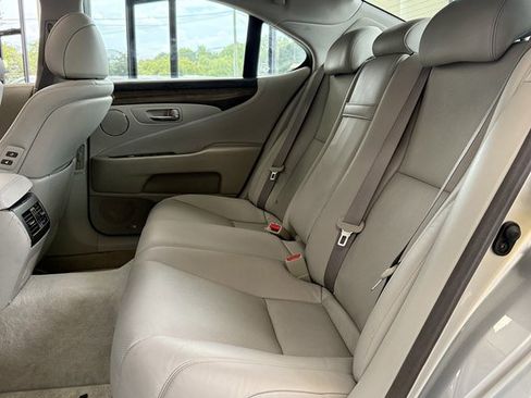 Used 2008 Lexus LS 460 RWD image 17