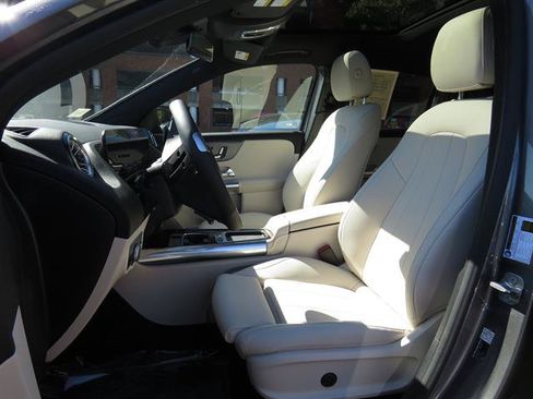 Used 2026 Mercedes-Benz GLA 250 4MATIC image 21